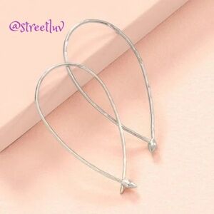 NEW stella & dot ~ small hammered wire hoops ~ silver ~  lightweight RARE VHTF